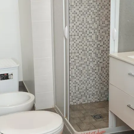 Πανσιόν Terra Di V E N E R E 2 3*